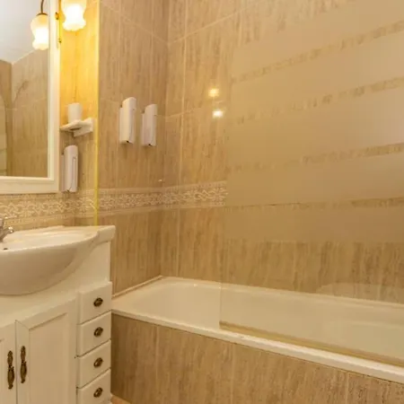 Epsilon Fuengirola